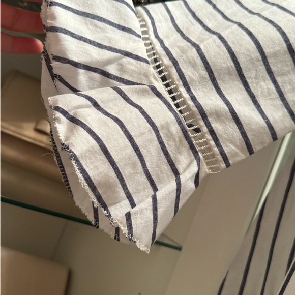 Off the shoulder belle sleeve top - Picture 4 of 5